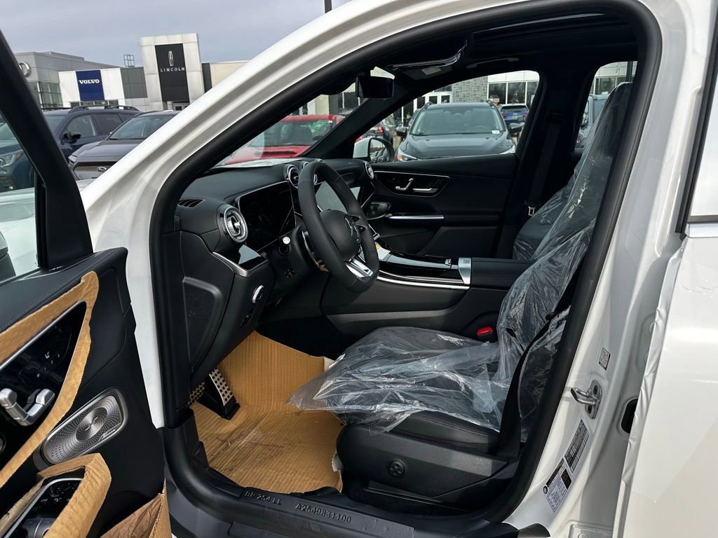 New 2025 Mercedes-Benz GLC 63 AMG S image 40