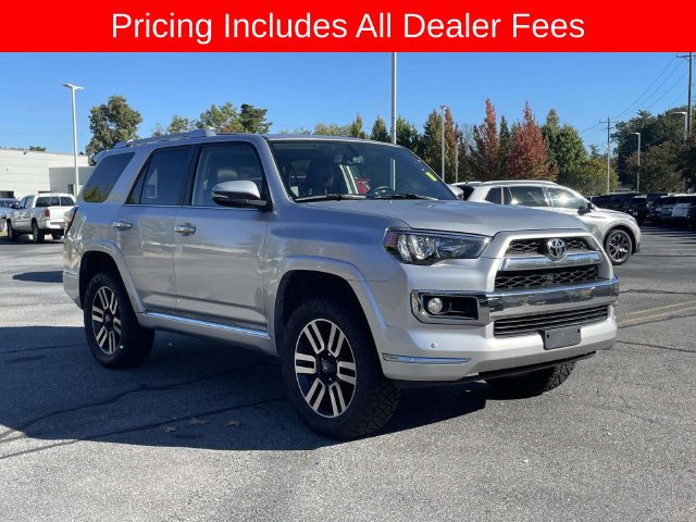 Used 2014 Toyota 4Runner Limited AWD/4WD image 7