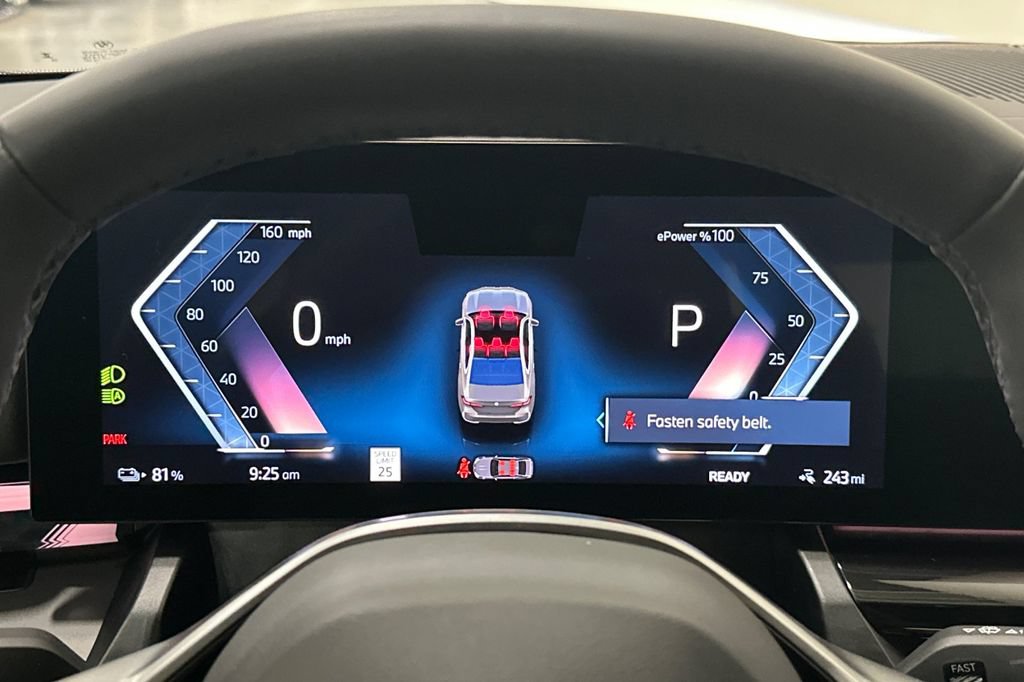 Used 2024 BMW i5 eDrive40i w/ Premium Package RWD image 30