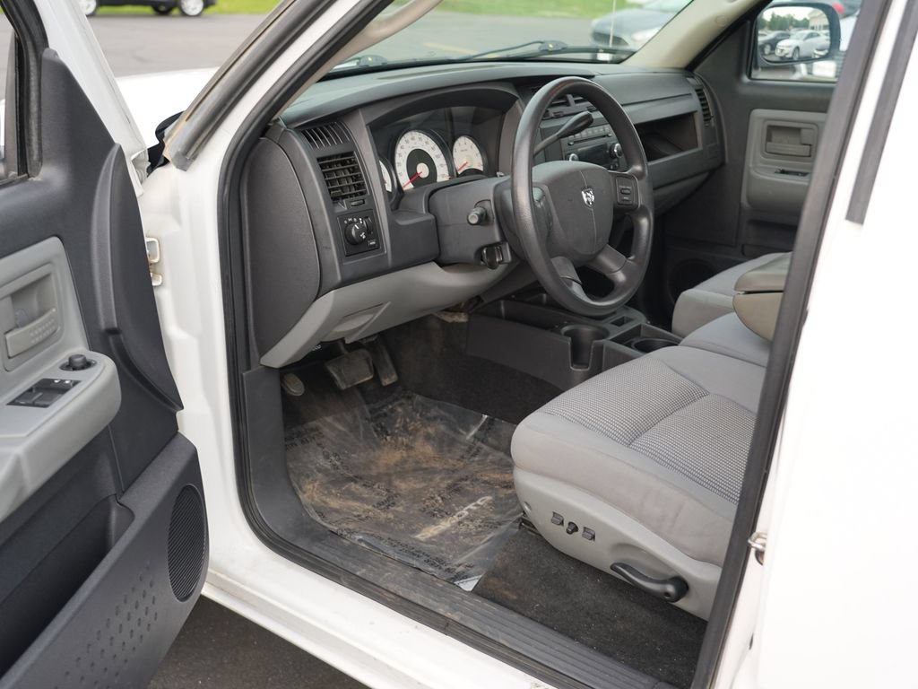 Used 2011 Dodge Dakota Big Horn w/ Skid Plate Group AWD/4WD image 14