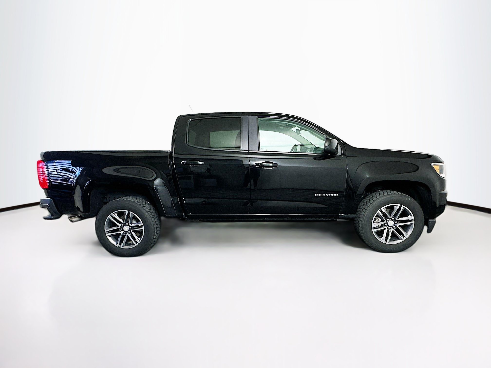 Used 2019 Chevrolet Colorado W/T w/ Custom Special Edition RWD image 10