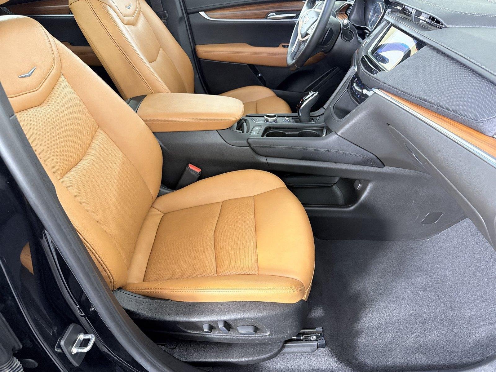 Certified 2023 Cadillac XT5 Premium Luxury w/ LPO, Floor Liner Package FWD image 11