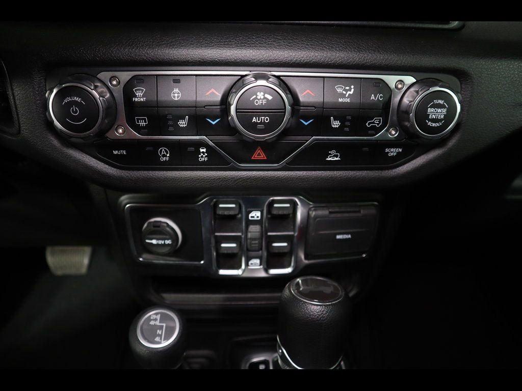 Used 2024 Jeep Wrangler Sport S image 22