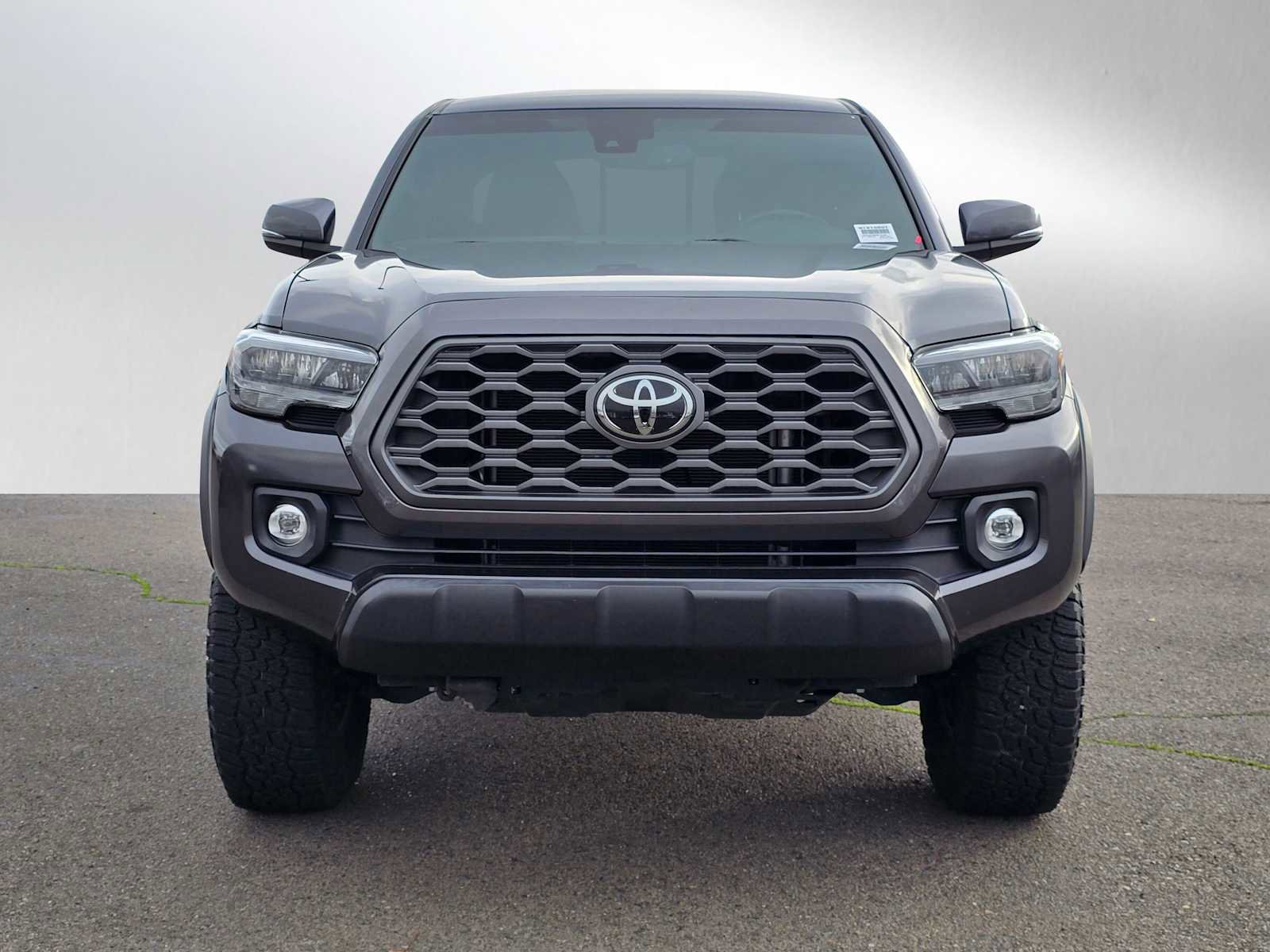 Used 2022 Toyota Tacoma TRD Off-Road image 8
