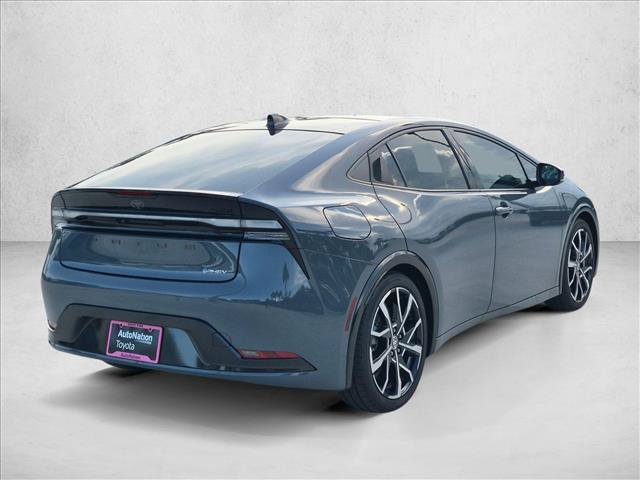 New 2026 Toyota Prius Plug-In Hybrid FWD video 2