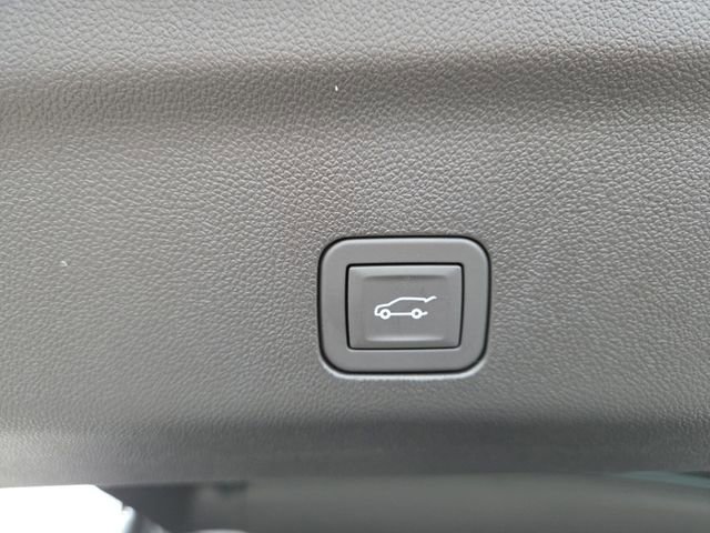 New 2026 GMC Yukon AT4 w/ AT4 Premium Package image 20