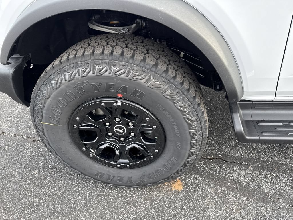 New 2025 Ford Bronco Outer Banks w/ Sasquatch Package AWD/4WD image 11