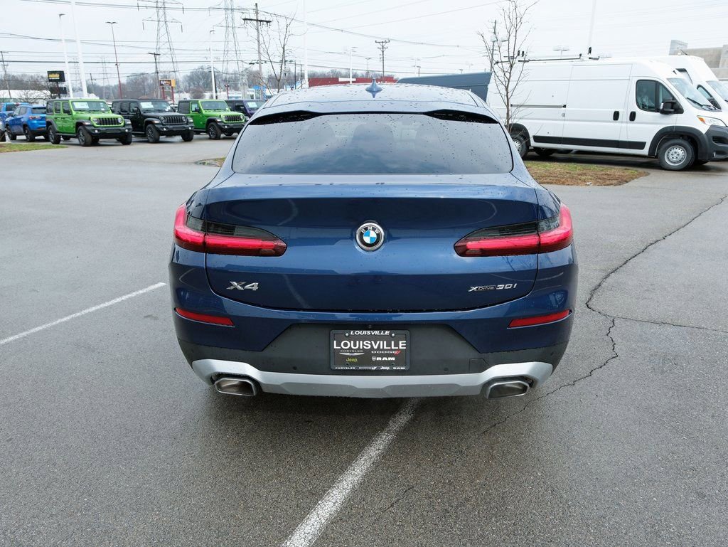 Used 2025 BMW X4 xDrive30i w/ Premium Package image 8