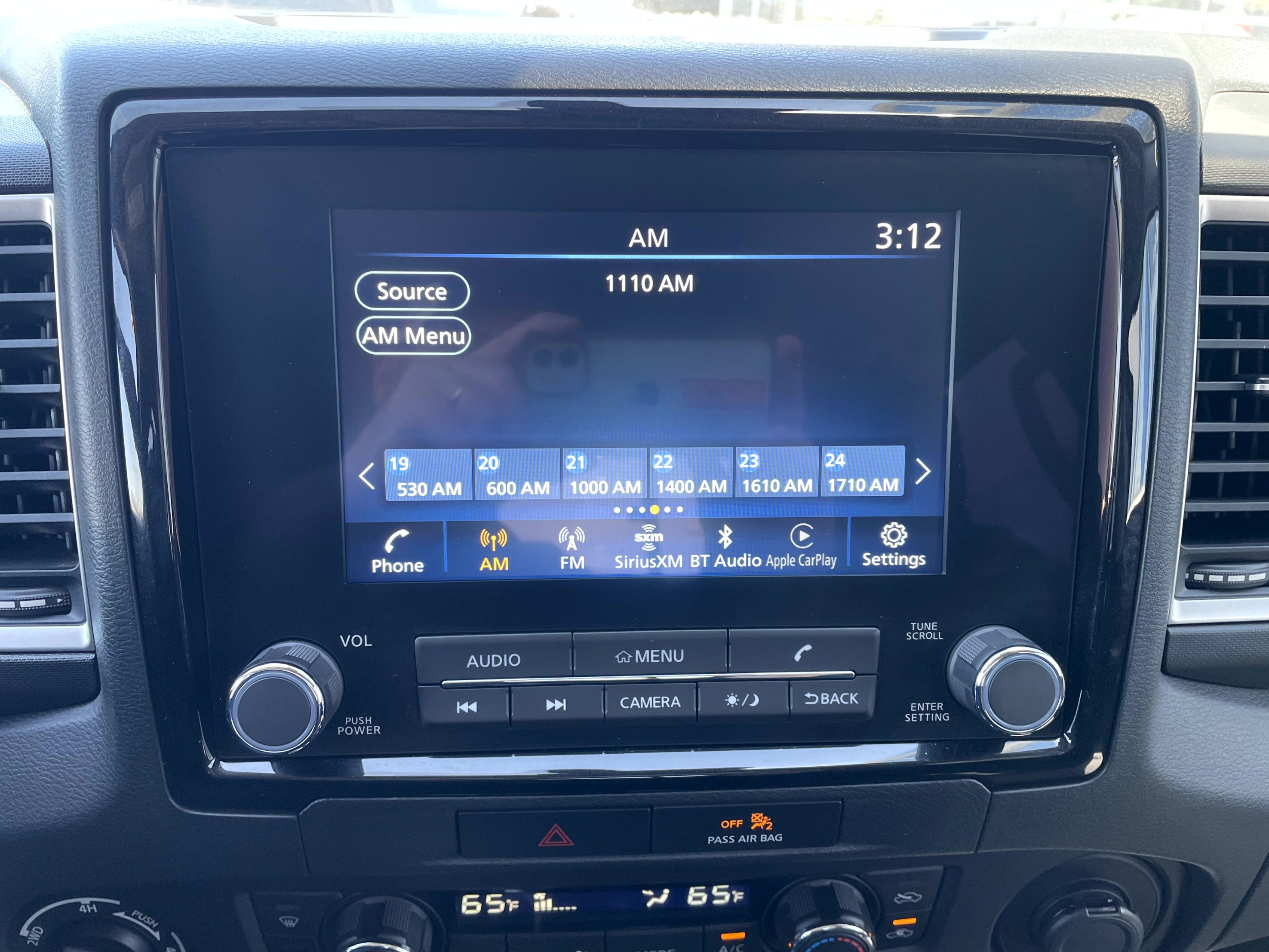 Used 2022 Nissan Frontier SV AWD/4WD image 15