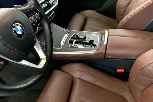 Used 2024 BMW X5 sDrive40i w/ Parking Assistance Package RWD image 8