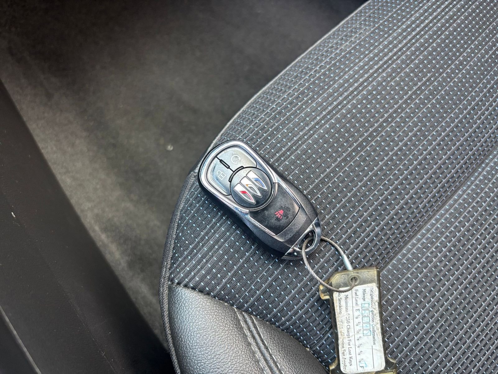 Used 2025 Buick Envista Preferred image 21
