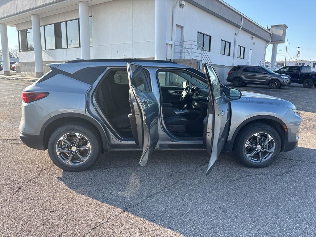 Used 2024 Chevrolet Blazer LT w/ Convenience Package image 8