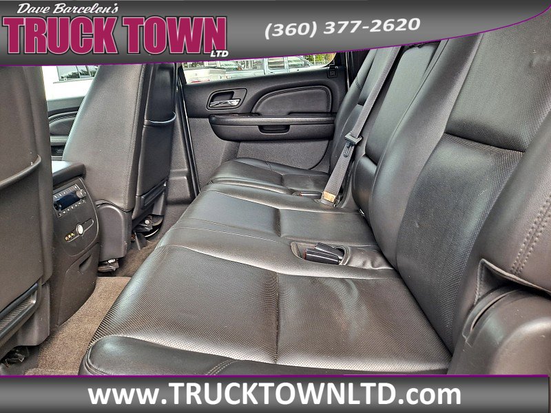 Used 2014 GMC Yukon XL Denali image 16