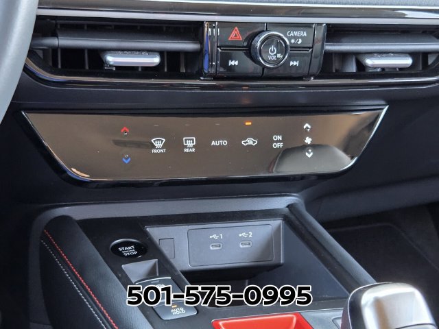 Used 2025 Nissan Kicks SR FWD image 25