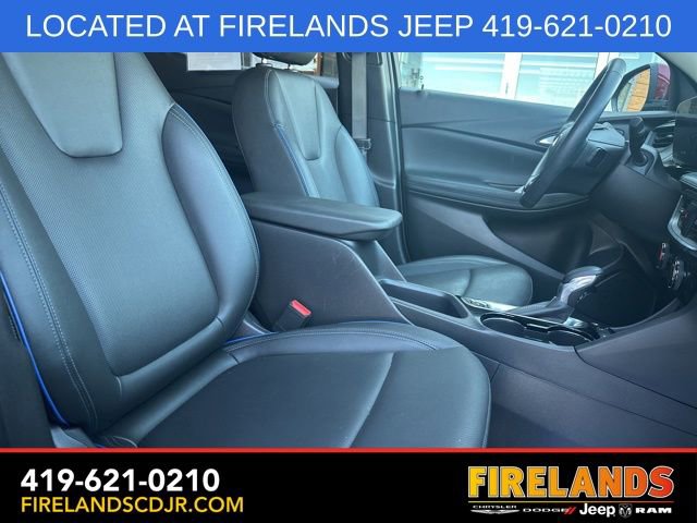 Used 2025 Buick Encore GX Sport Touring image 12