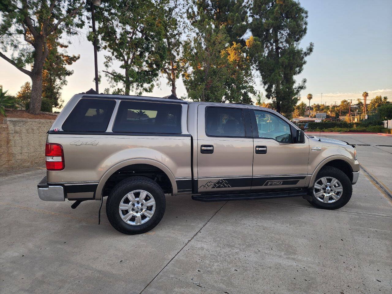 Used 2005 Ford F150 Lariat AWD/4WD image 7