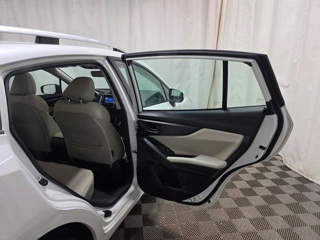 Used 2018 Subaru Impreza 2.0i Premium image 30