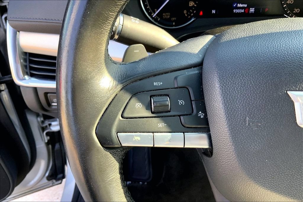 Used 2020 Cadillac XT4 Premium Luxury w/ Driver Awareness Package AWD/4WD image 18
