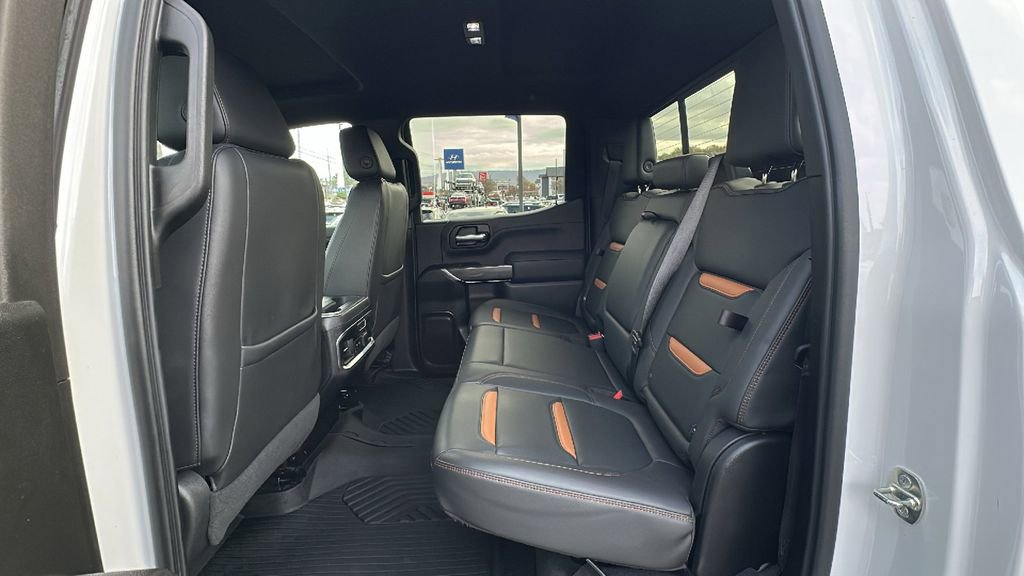 Used 2020 GMC Sierra 1500 AT4 w/ Off-Road Performance Package image 11