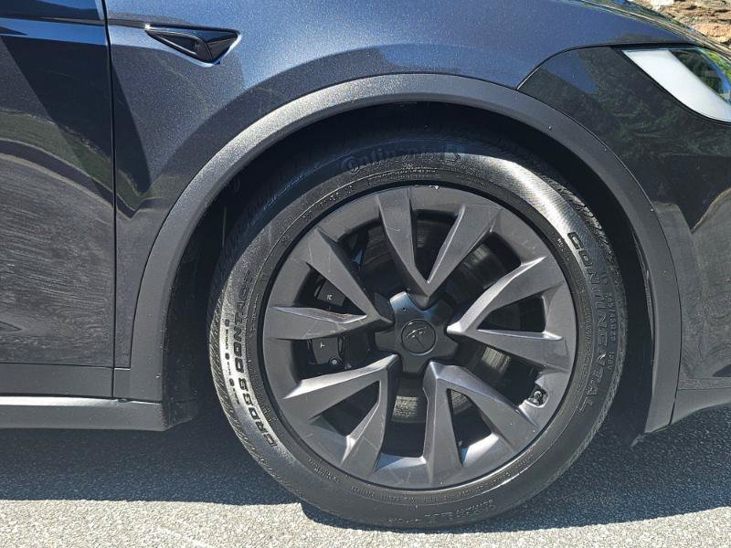 Used 2024 Tesla Model X AWD/4WD image 17