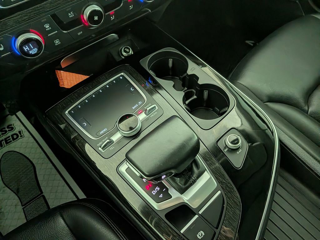 Used 2019 Audi Q7 3.0T Premium Plus w/ Premium Plus Package image 30