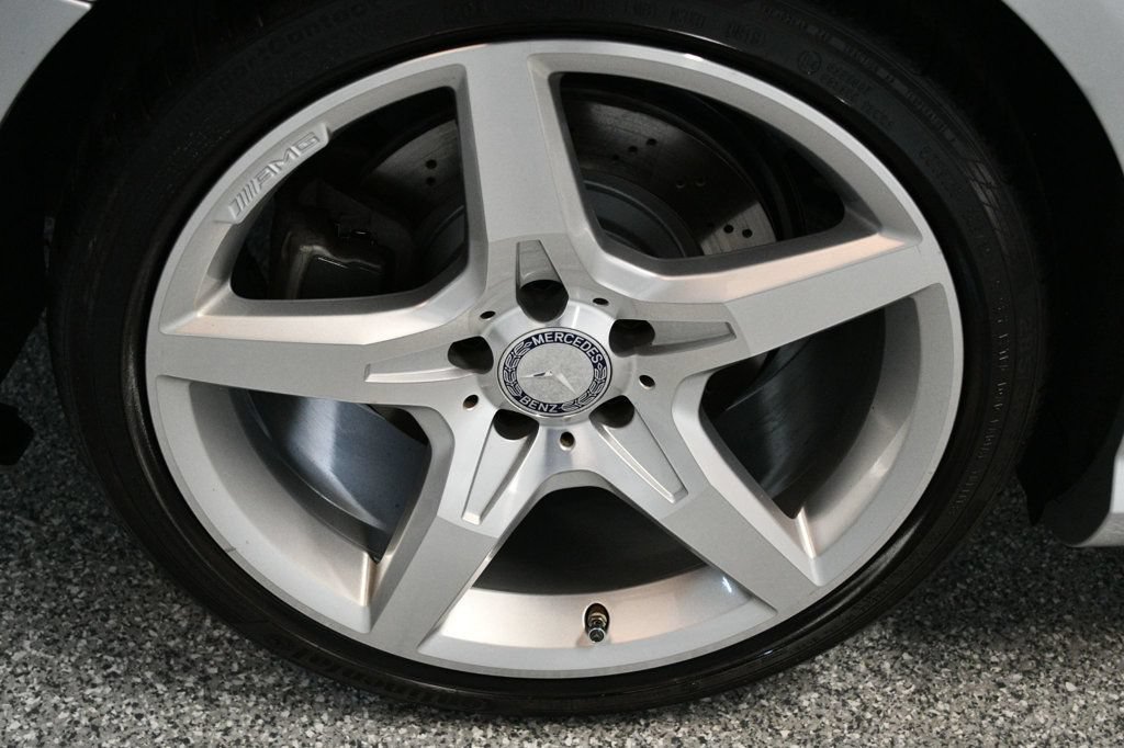 Used 2014 Mercedes-Benz SL 550 image 30