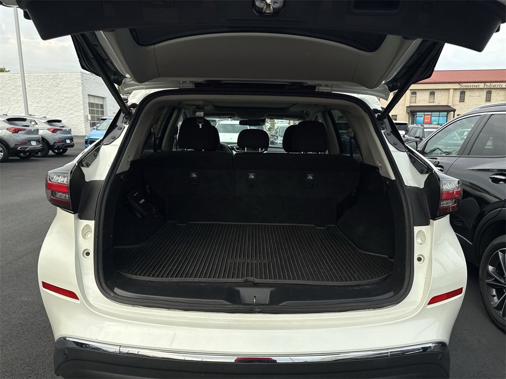 Used 2020 Nissan Murano SV image 30