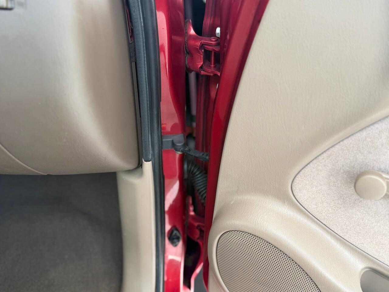 Used 2002 Toyota Tacoma 2WD Regular Cab image 80