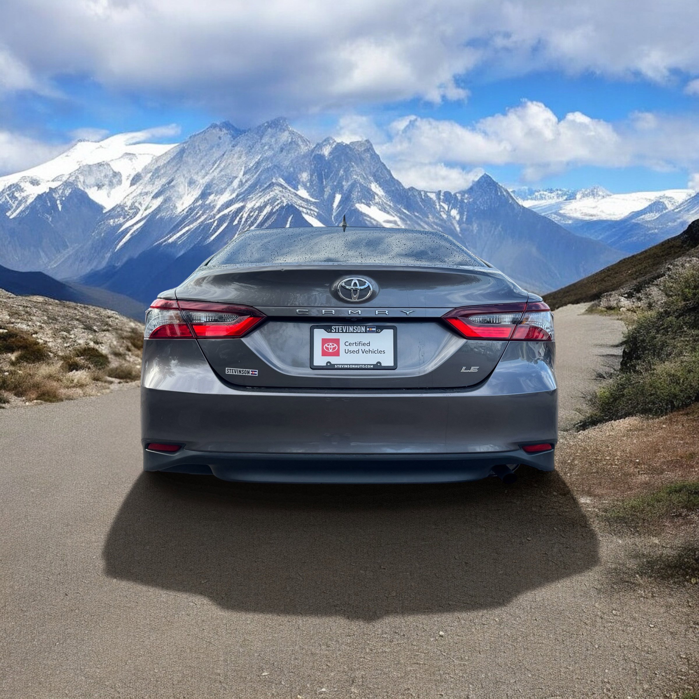 Used 2023 Toyota Camry LE FWD image 4