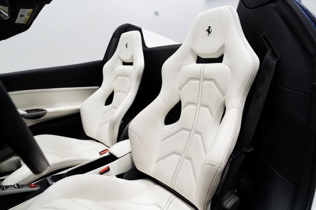 Used 2017 Ferrari 488 Spider RWD image 30