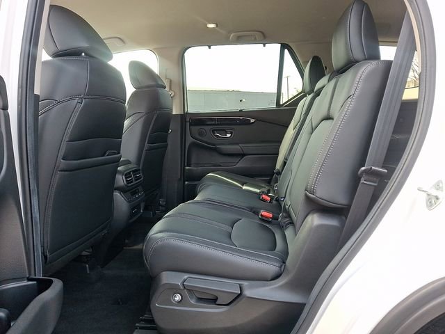 Certified 2025 Honda Pilot EX-L image 10