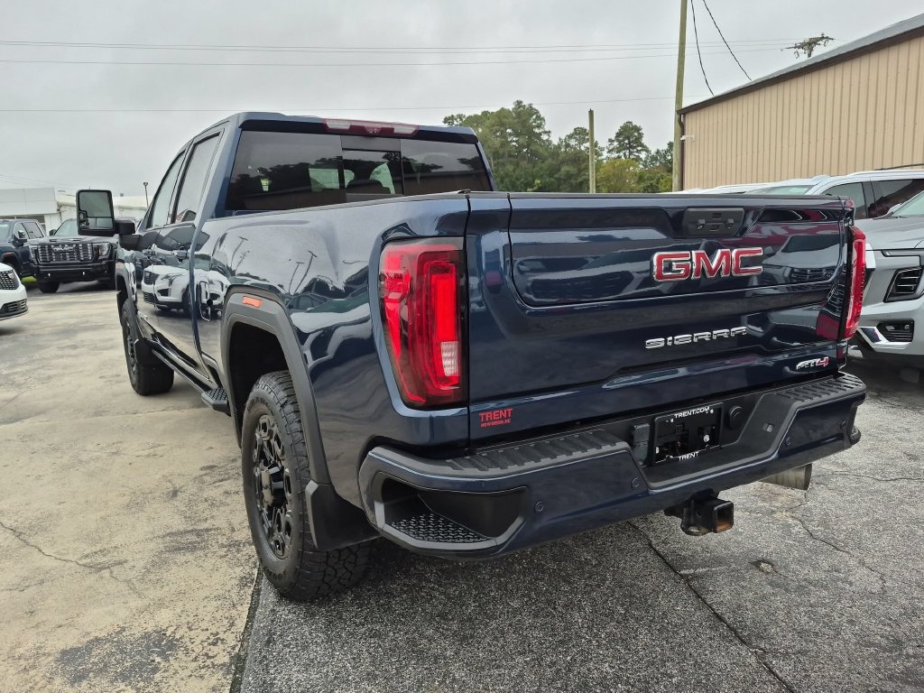 Used 2022 GMC Sierra 2500 AT4 w/ AT4 Premium Plus Package AWD/4WD image 2