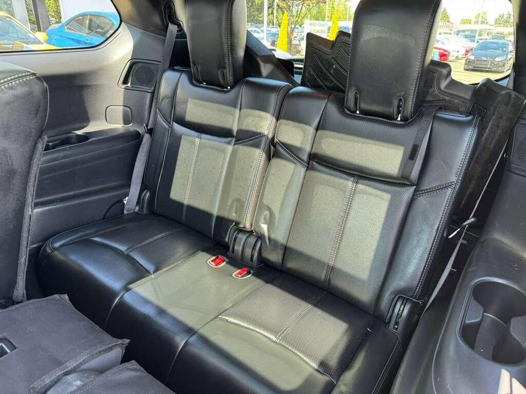 Used 2017 Nissan Pathfinder Platinum AWD/4WD image 9