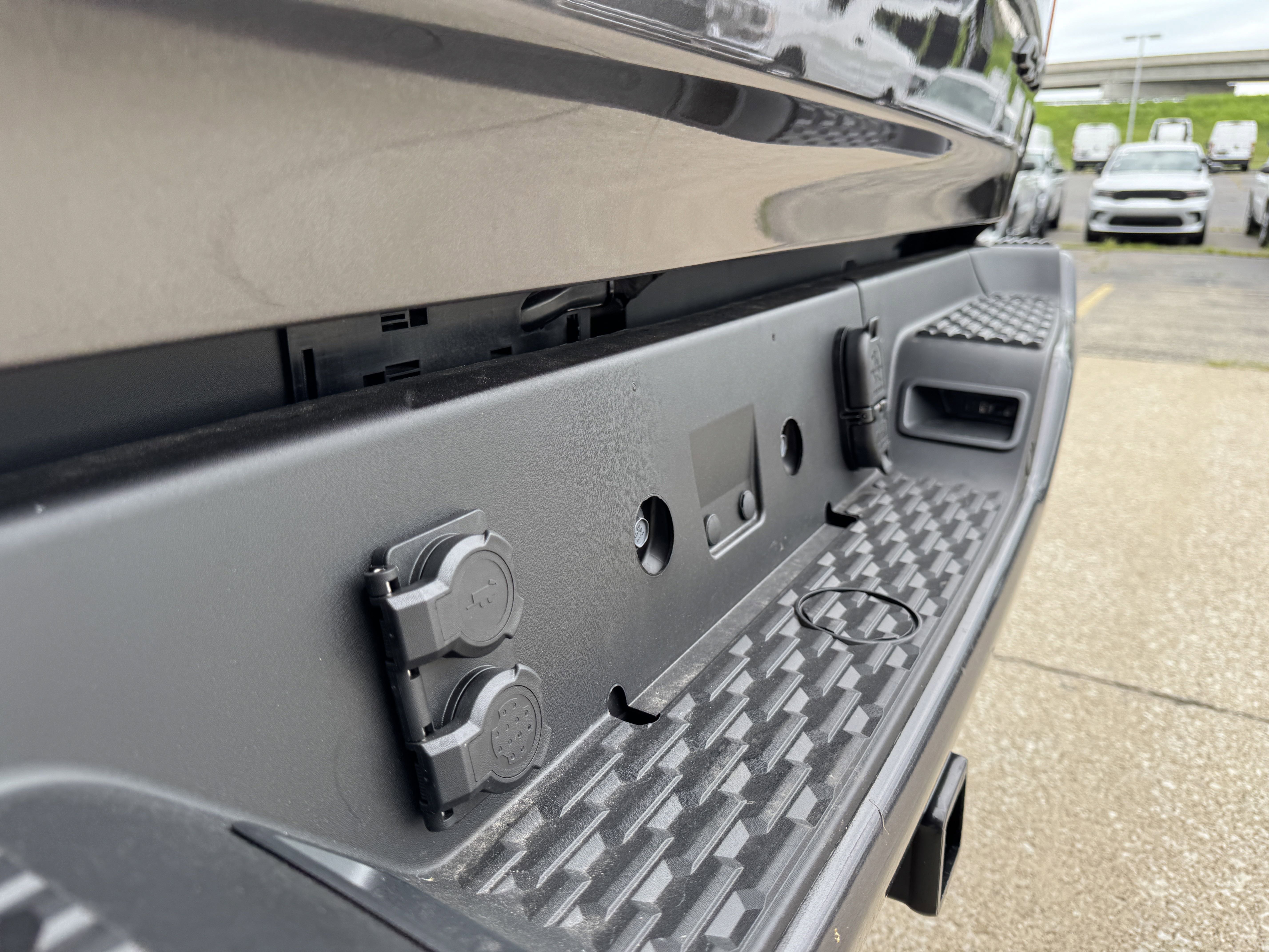 New 2026 RAM 1500 Laramie w/ Night Edition image 13