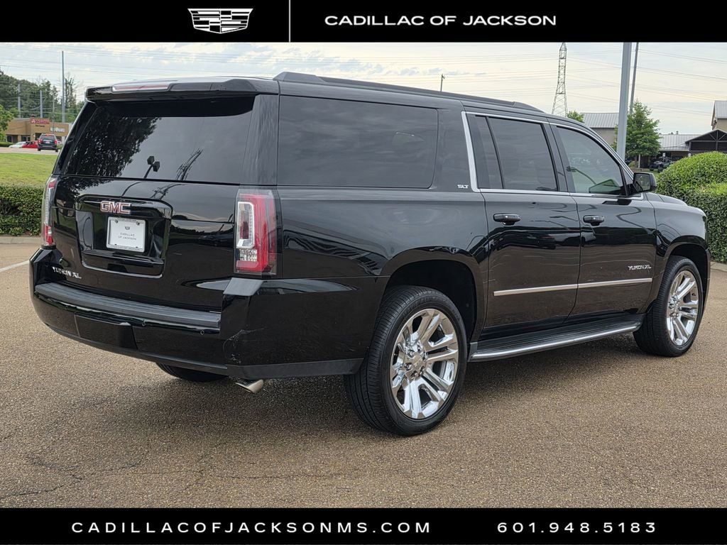 Used 2018 GMC Yukon XL SLT w/ Premium Edition AWD/4WD image 5