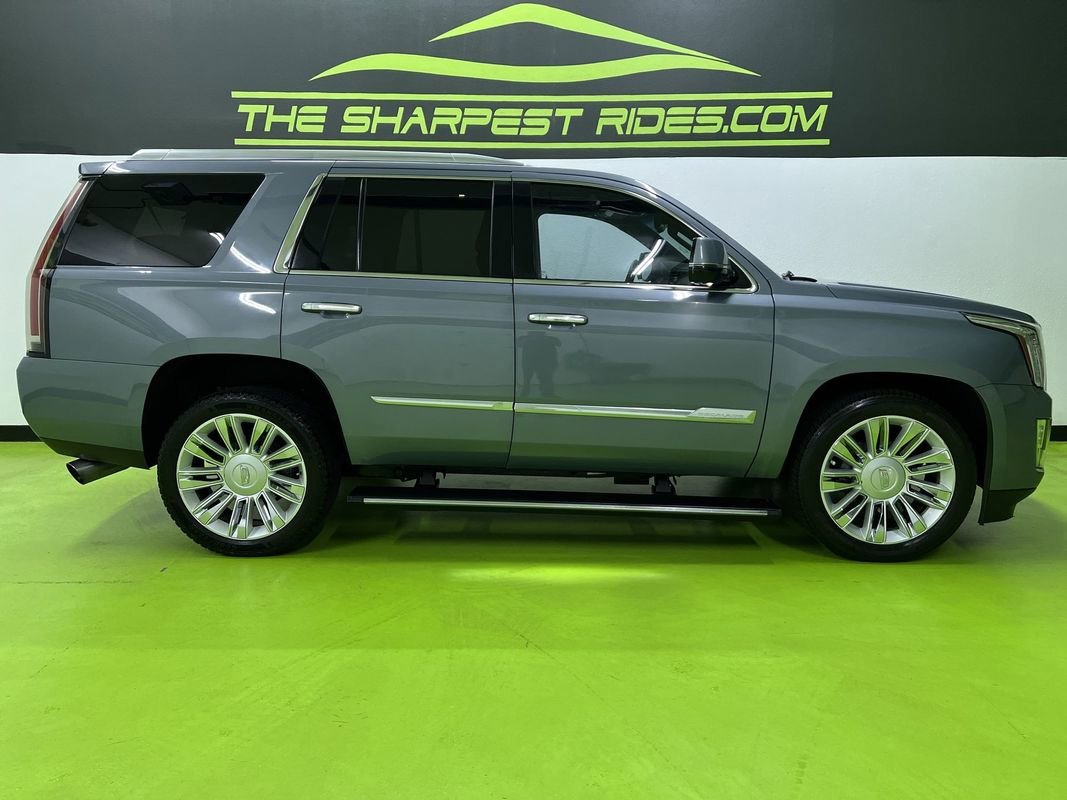 Used 2016 Cadillac Escalade Platinum AWD/4WD image 11