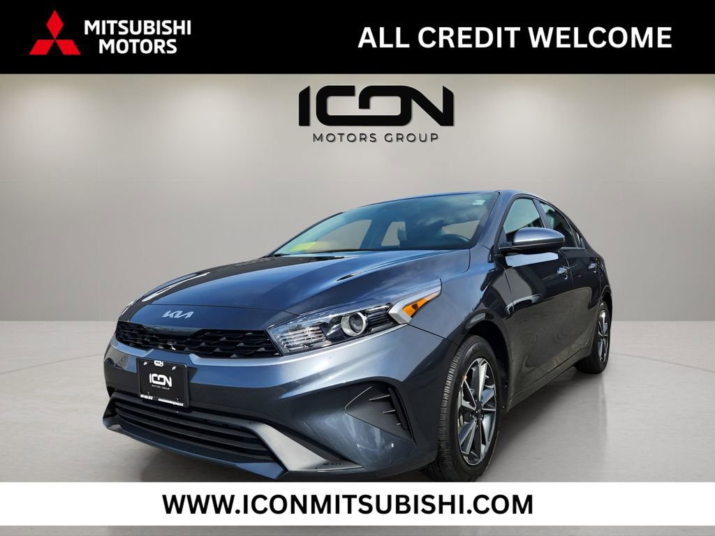 Used 2023 Kia Forte LXS FWD image 1
