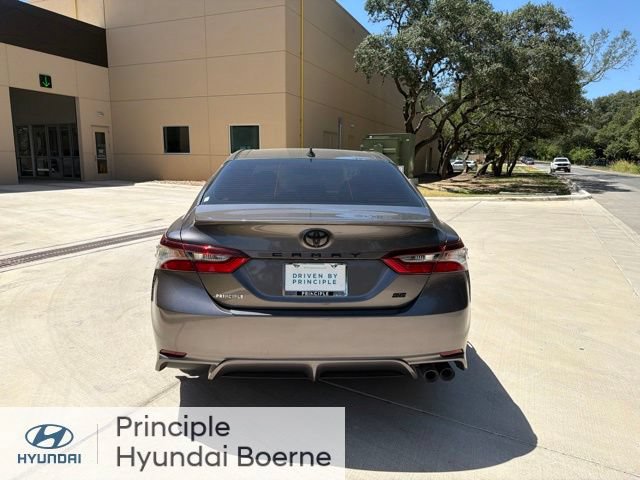 Used 2024 Toyota Camry SE w/ Convenience Package FWD image 3