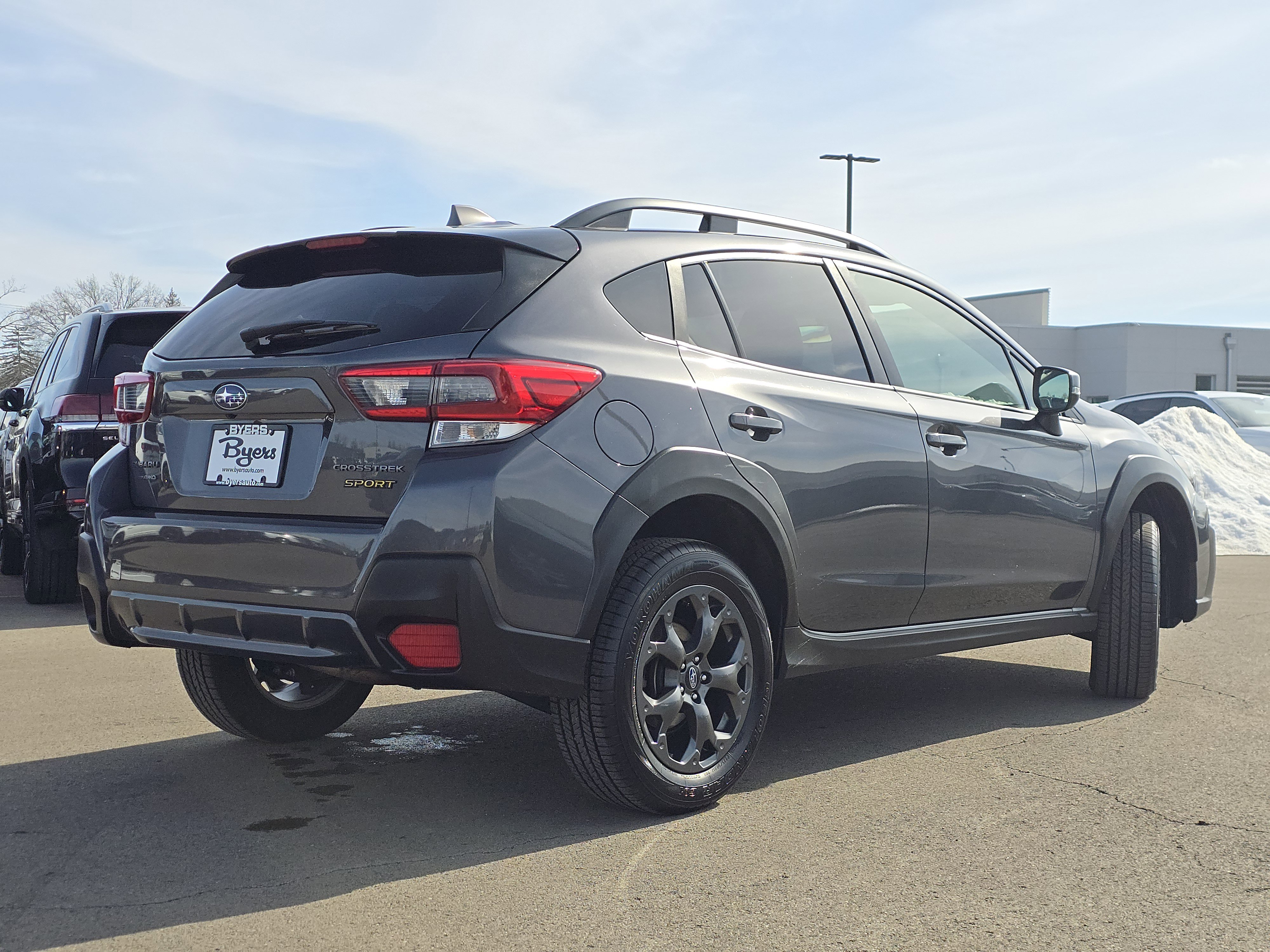 Used 2021 Subaru Crosstrek 2.5i Sport w/ Moonroof Package image 7