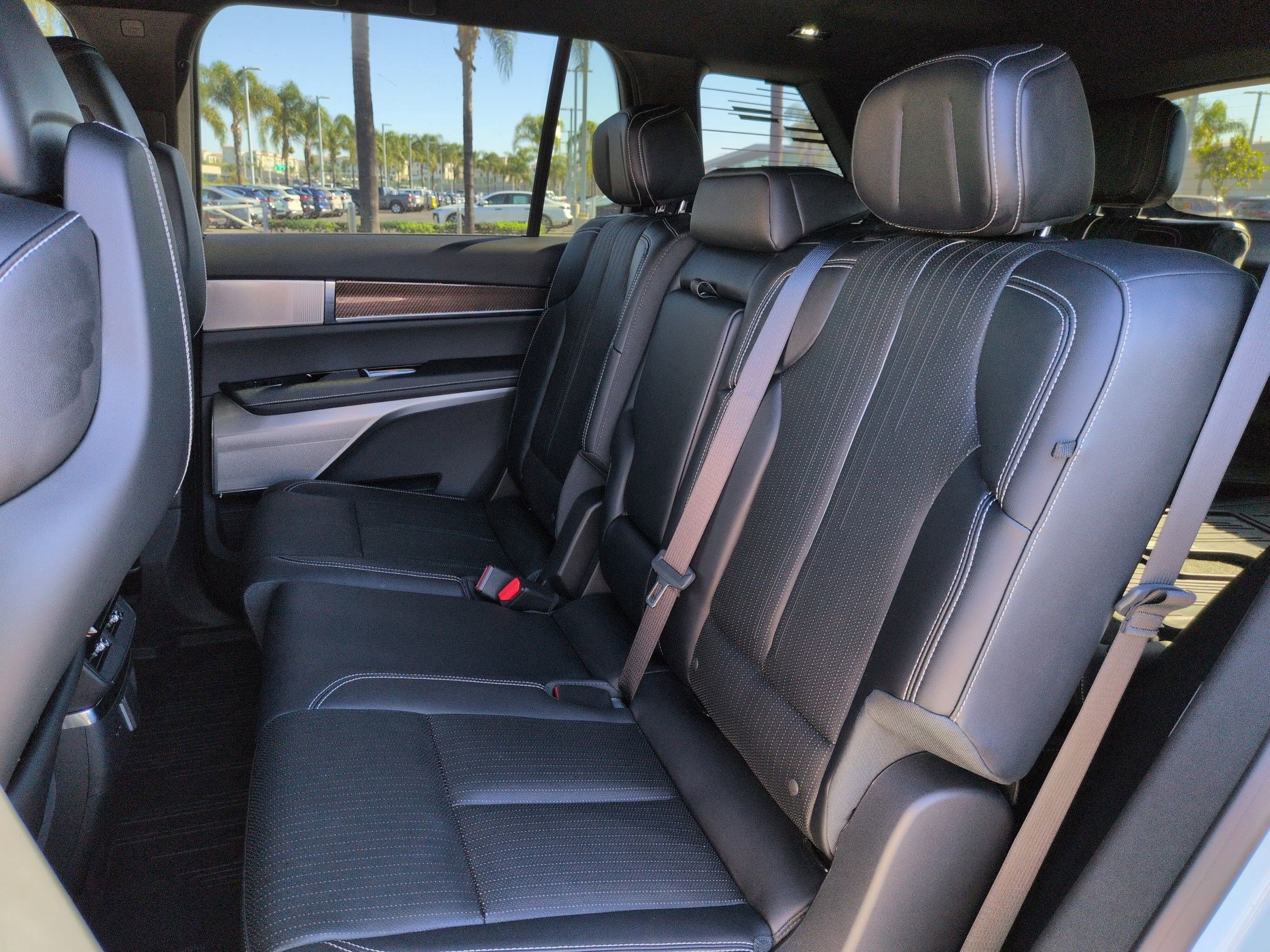 Used 2026 Cadillac Vistiq Sport image 30