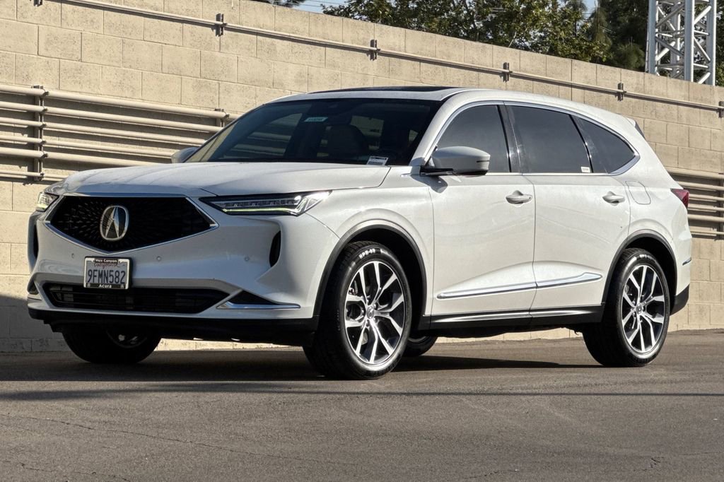 Certified 2023 Acura MDX FWD w/ Technology Package image 11