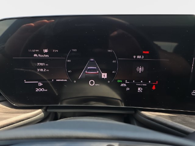 Used 2025 Audi Q5 Premium w/ Convenience Package AWD/4WD image 22