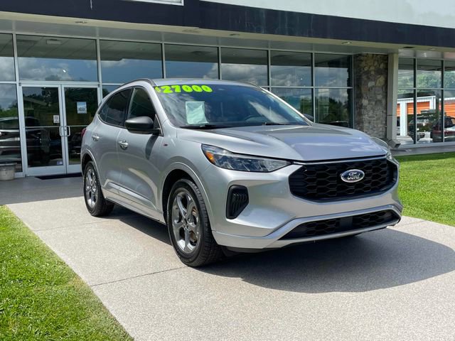 Used 2024 Ford Escape ST-Line image 1