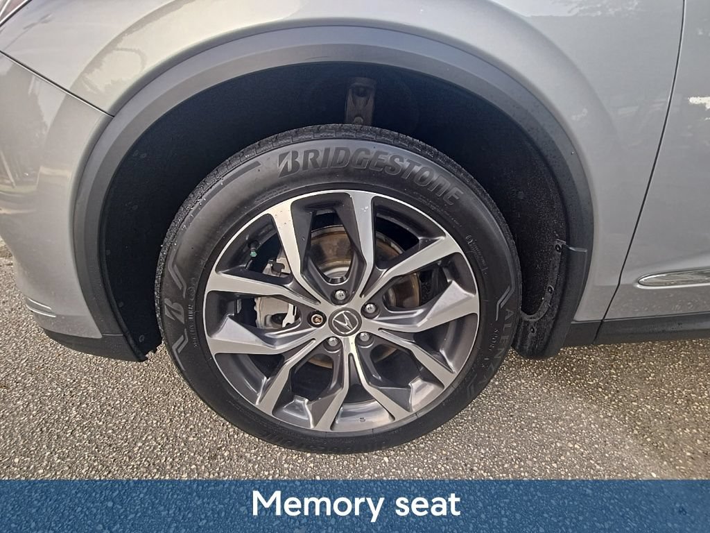 Certified 2024 Acura MDX w/ Technology Package FWD image 11