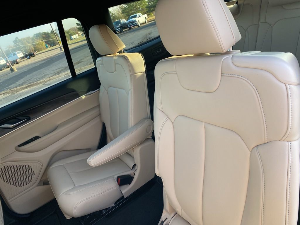 New 2025 Jeep Grand Cherokee L Limited image 38