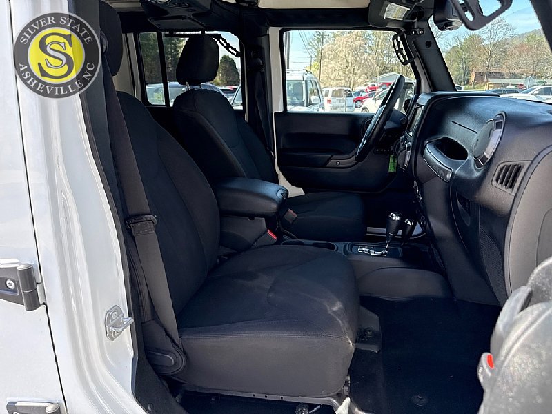 Used 2018 Jeep Wrangler Unlimited Sport S image 17