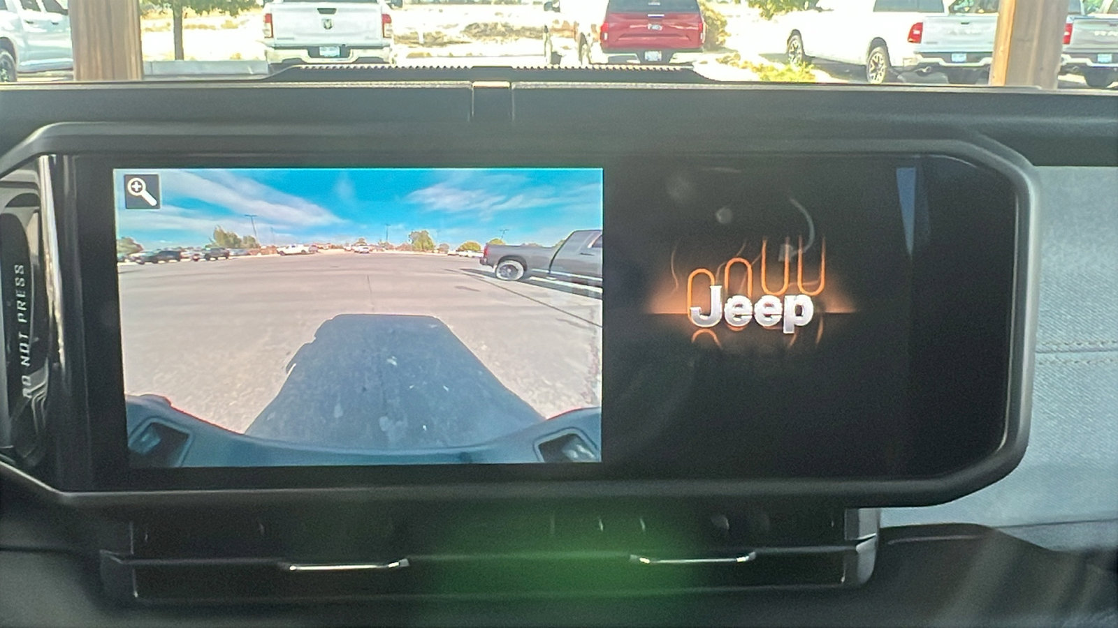 New 2025 Jeep Gladiator Willys image 21