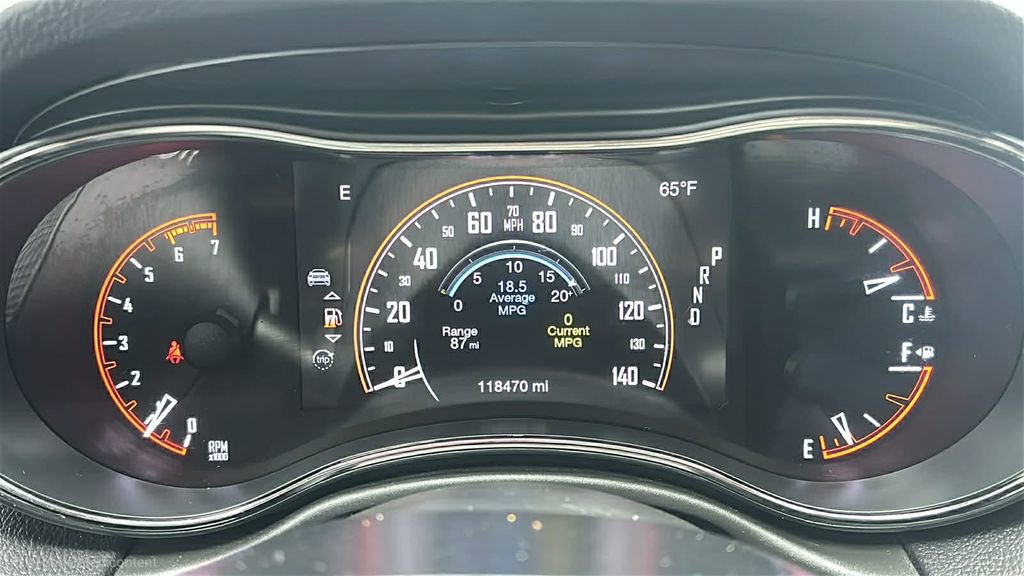 Used 2020 Dodge Durango R/T w/ Blacktop Package RWD image 2