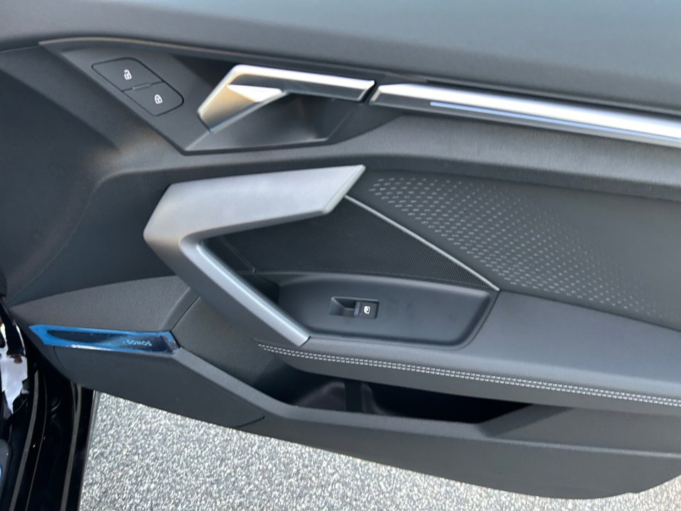 Used 2025 Audi A3 2.0T Premium Plus w/ Premium Plus Package AWD/4WD image 31