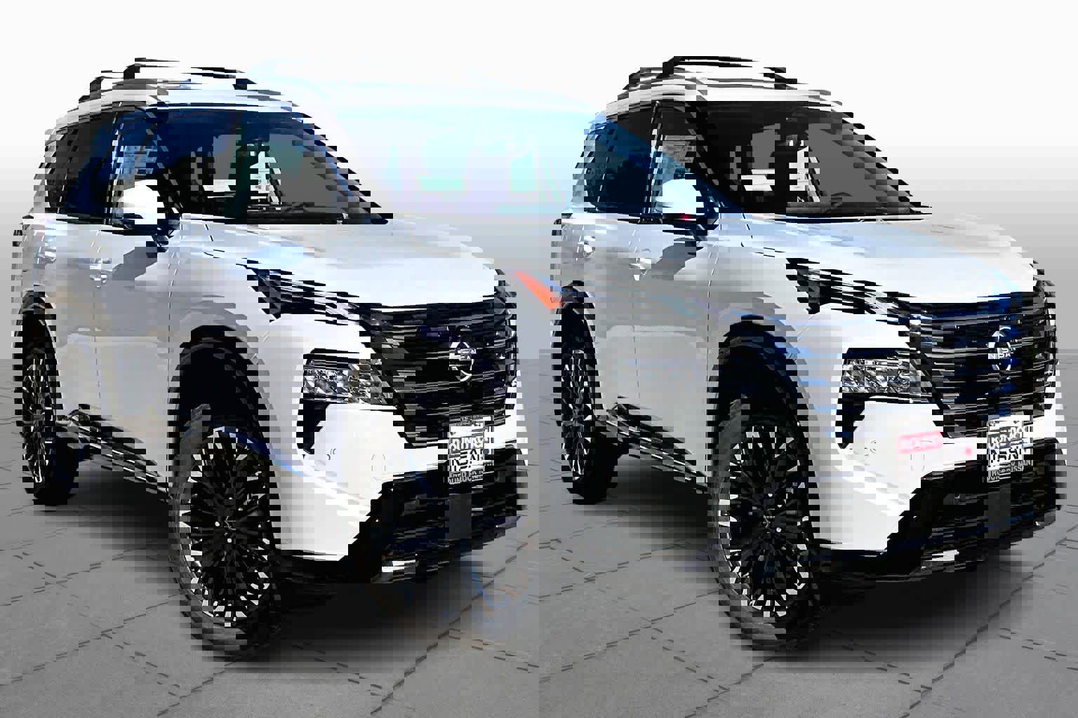 New 2026 Nissan Rogue Platinum w/ Platinum Premium Package image 2